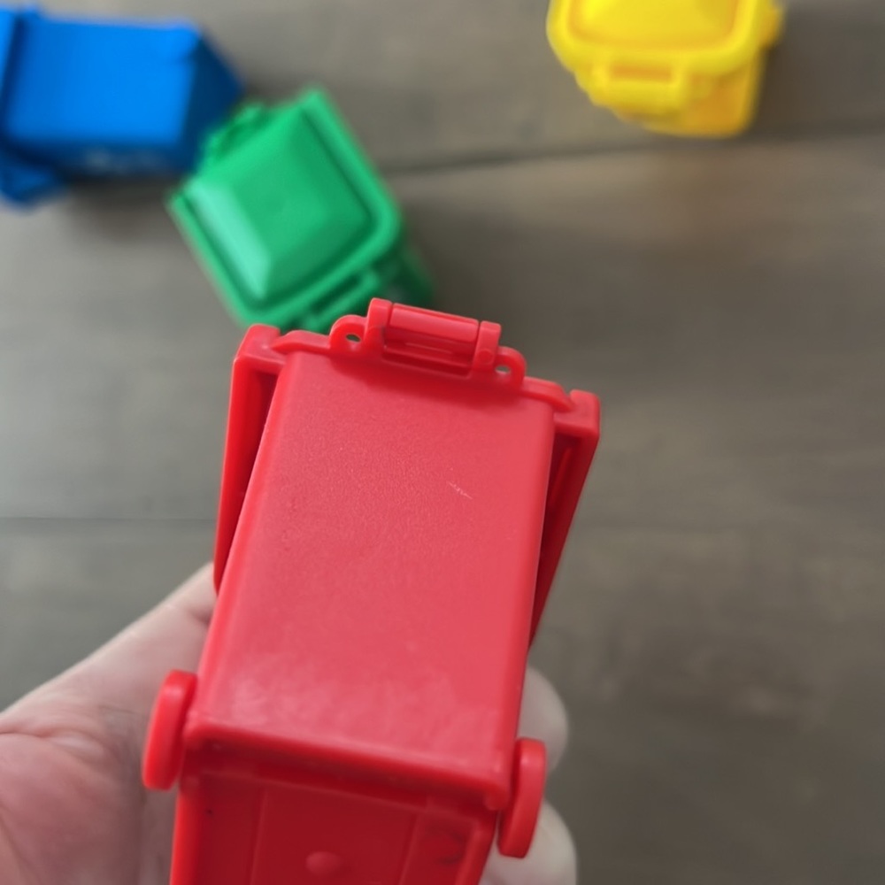 2 Mini Garbage Trash Can Paper Clips Stamps Recycling Bin Pen Storage Organizer - Picture 13 of 13